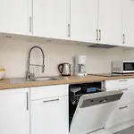 Lejlighedshotel Wellness & With Parking By Renters 4*