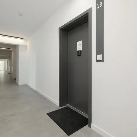 Aparthotel Wellness & With Parking By Renters 4*