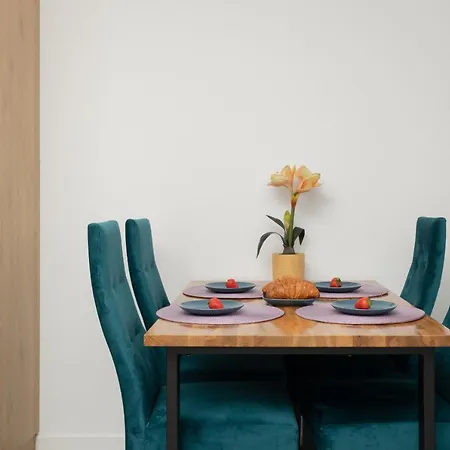 Wellness & With Parking By Renters Hotel apartamentowy Dziwnów