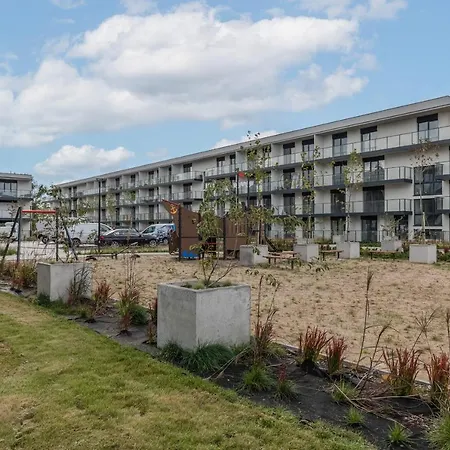 Wellness & With Parking By Renters * Dziwnow