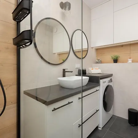 Wellness & With Parking By Renters Dziwnów