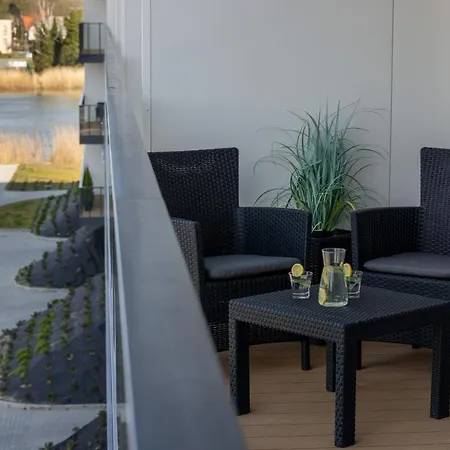 Wellness & With Parking By Renters *
