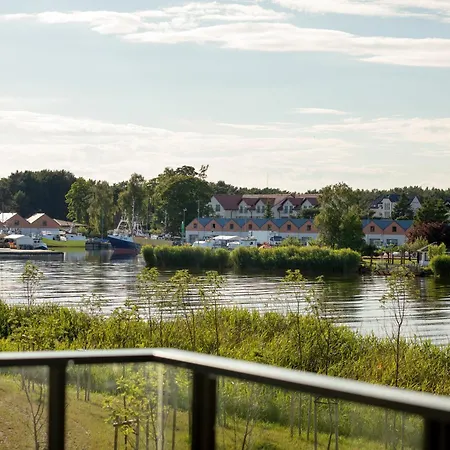 Wellness & With Parking By Renters Aparthotel Dziwnow