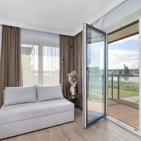 Wellness & With Parking By Renters * Dziwnow