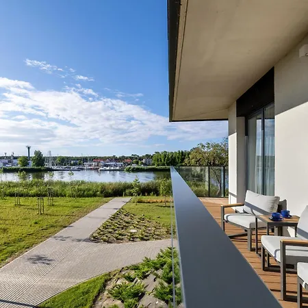 Wellness & With Parking By Renters Dziwnow