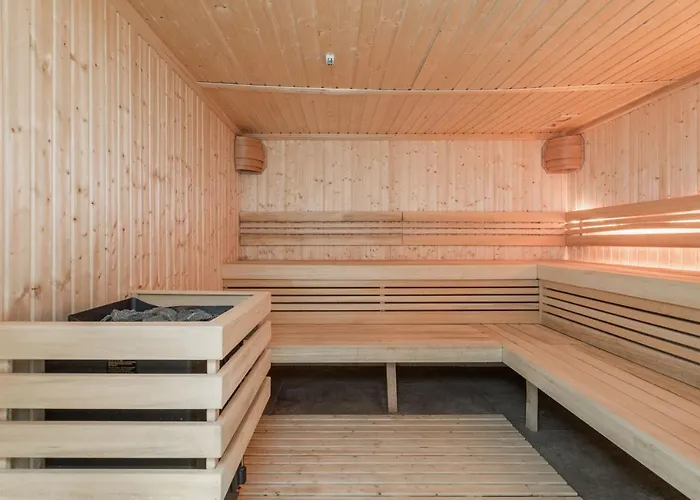 Wellness Resort&spa With Parking By Renters Apartahotel