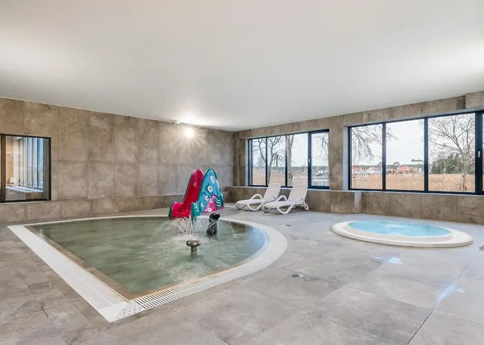 Apartahotel Wellness Resort&spa With Parking By Renters Dziwnów